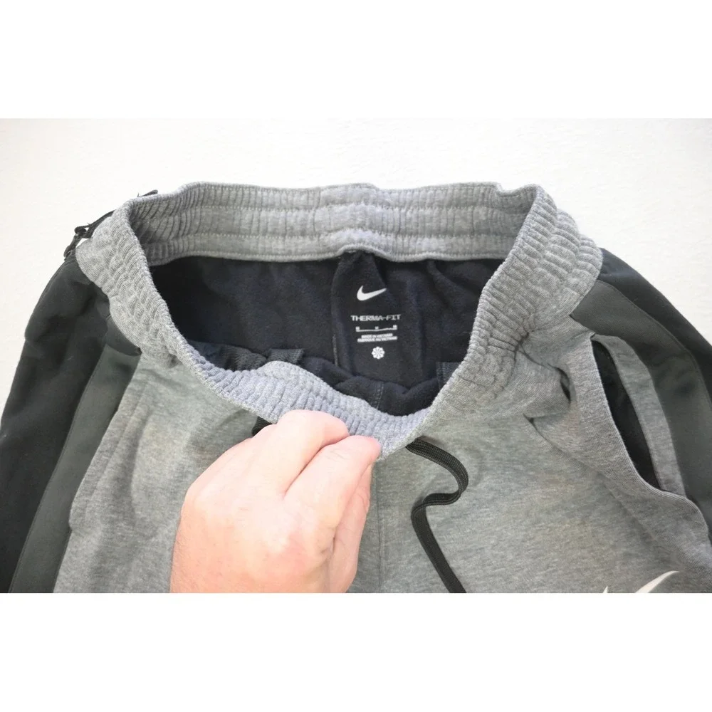 Nike Jogger Sweatpants‎ Mens Medium Therma Fit Gray Black Tapered Athletic EUC